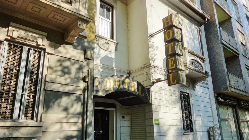 Lux Hotel Durante Milánó Kültér fotó