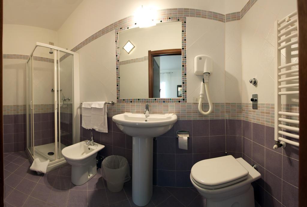 Lux Hotel Durante Milánó Kültér fotó