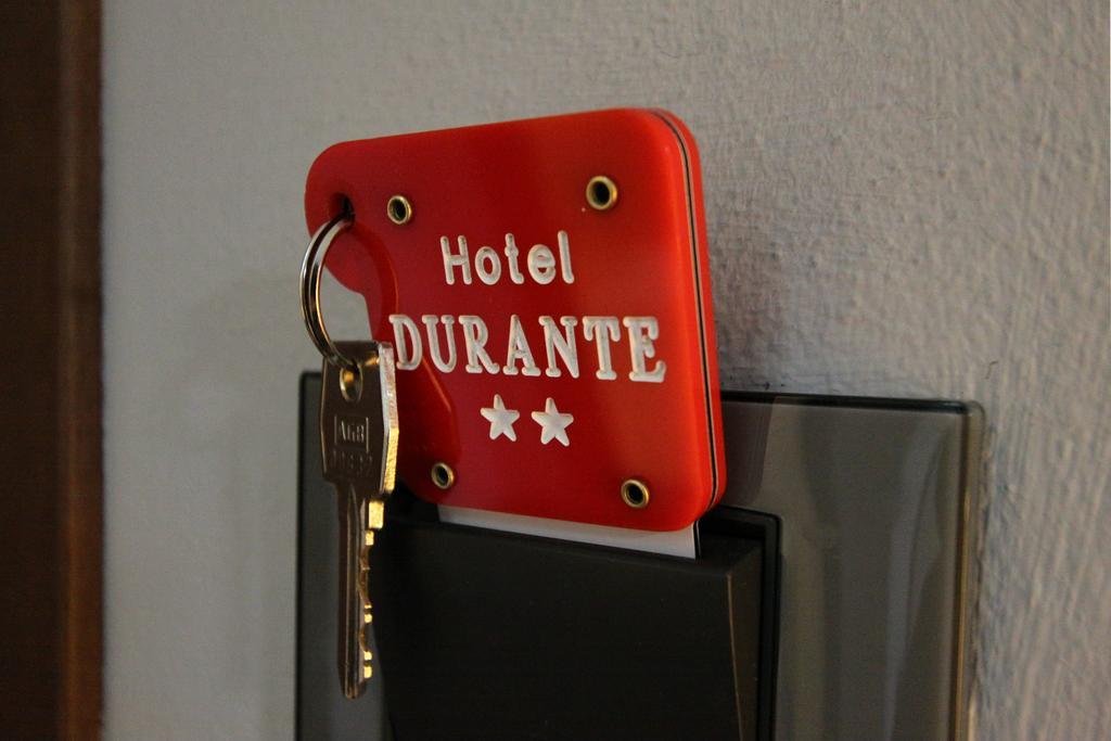 Lux Hotel Durante Milánó Kültér fotó