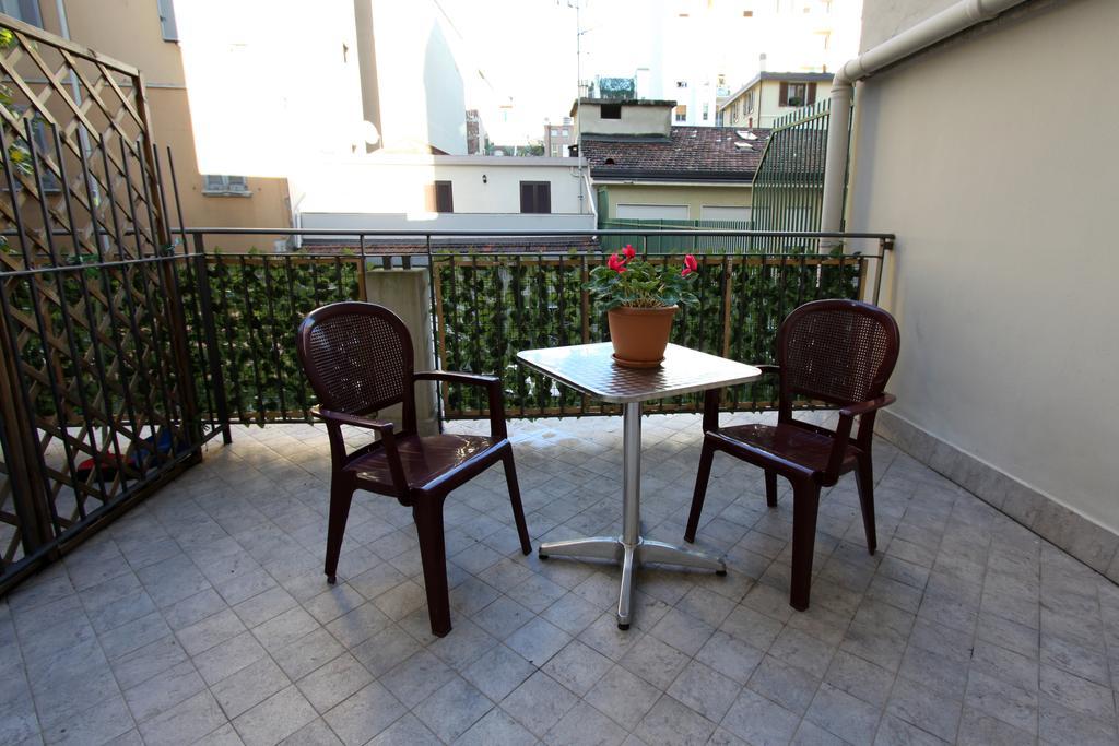 Lux Hotel Durante Milánó Kültér fotó
